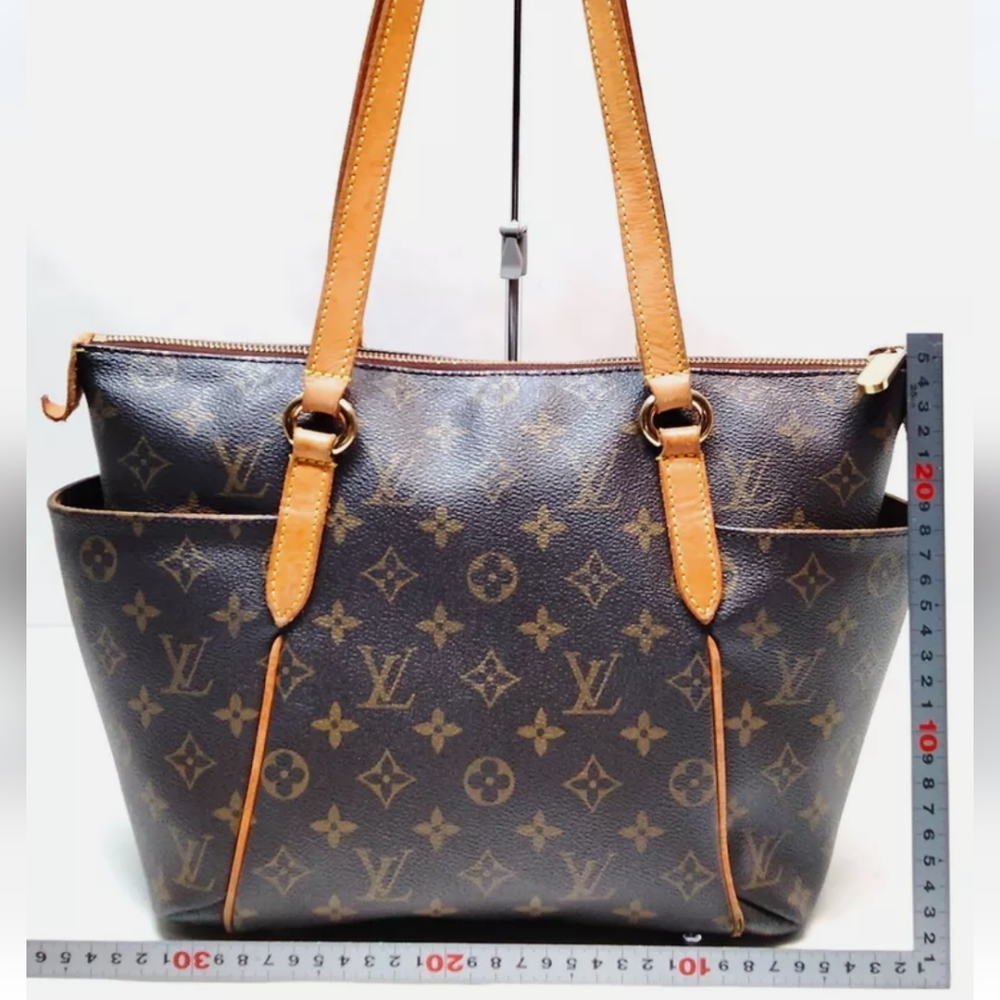 Louis Vuitton LV Shoulder Bag Totally PM Brown Monogram